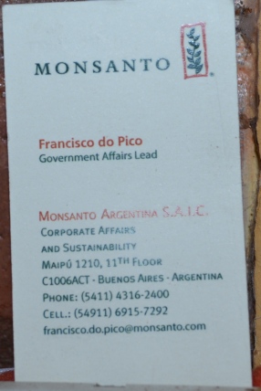 La tarjeta que Francisco do Pico de Monsanto les entregó a los vecinos.